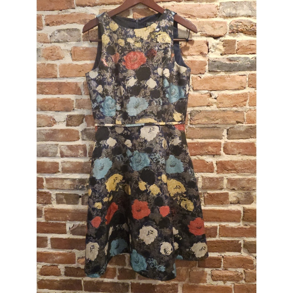 Tahari ASL Levine Metallic Floral Print Jenny Fit and Flare Dress Sz 6 Cocktail